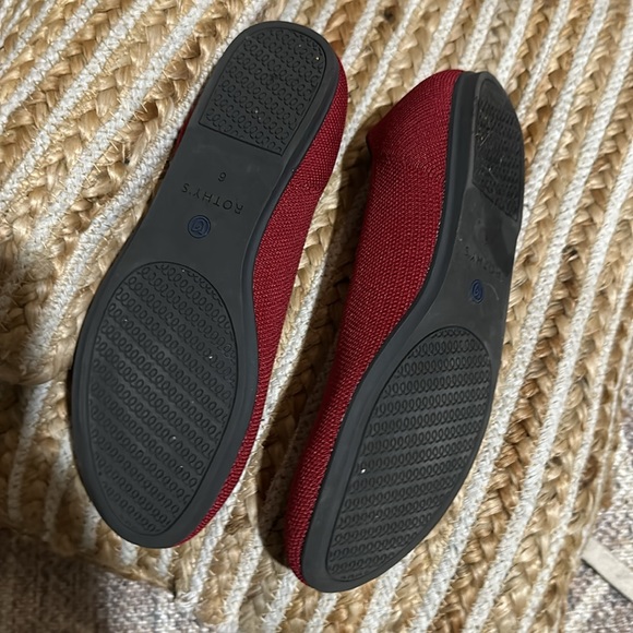 NWOT Rothy’s Ballet Flat Red Slip On Round Toe Sustainable Women’s SZ 6 Comfort - Picture 3 of 3